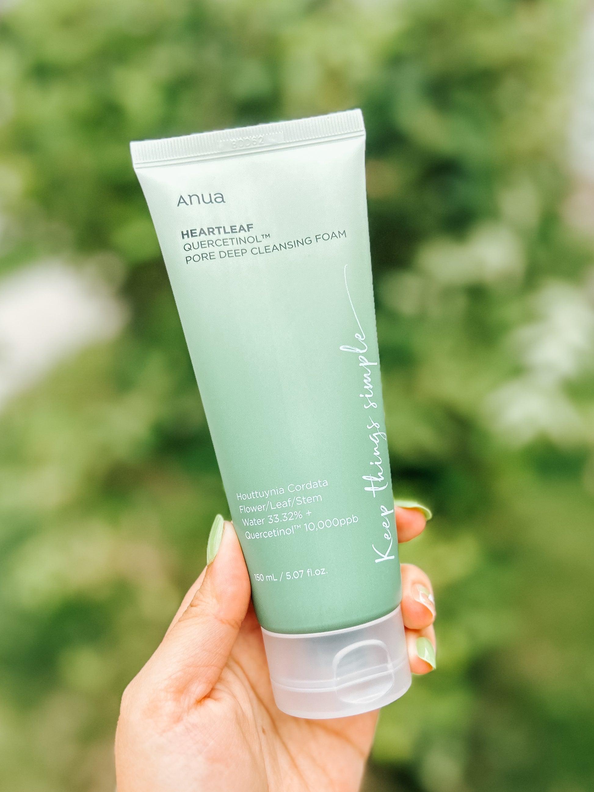 Anua heartleaf quercetinol pore deep cleansing foam