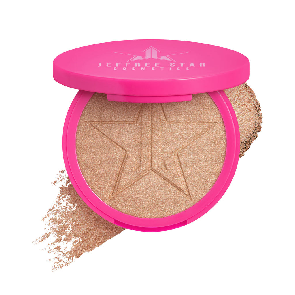 ⭐ Jeffree Star – Skin Frost “Siberian Gold”