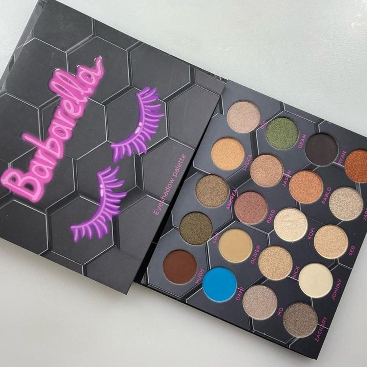 Barbarella Eyeshadow Palette – Paleta de Sombras (20 tonos)